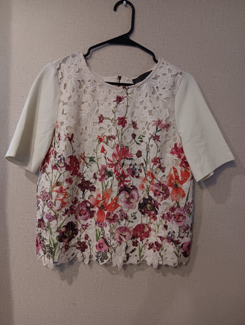 Sunday In Brooklyn White Floral Lace Appliqué Short Sleeve Top Sz M